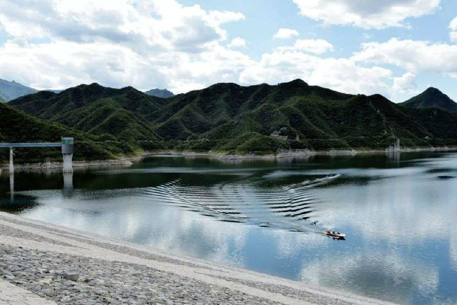 0e6c8b2a967a065dcfe1762837756bf.jpg/